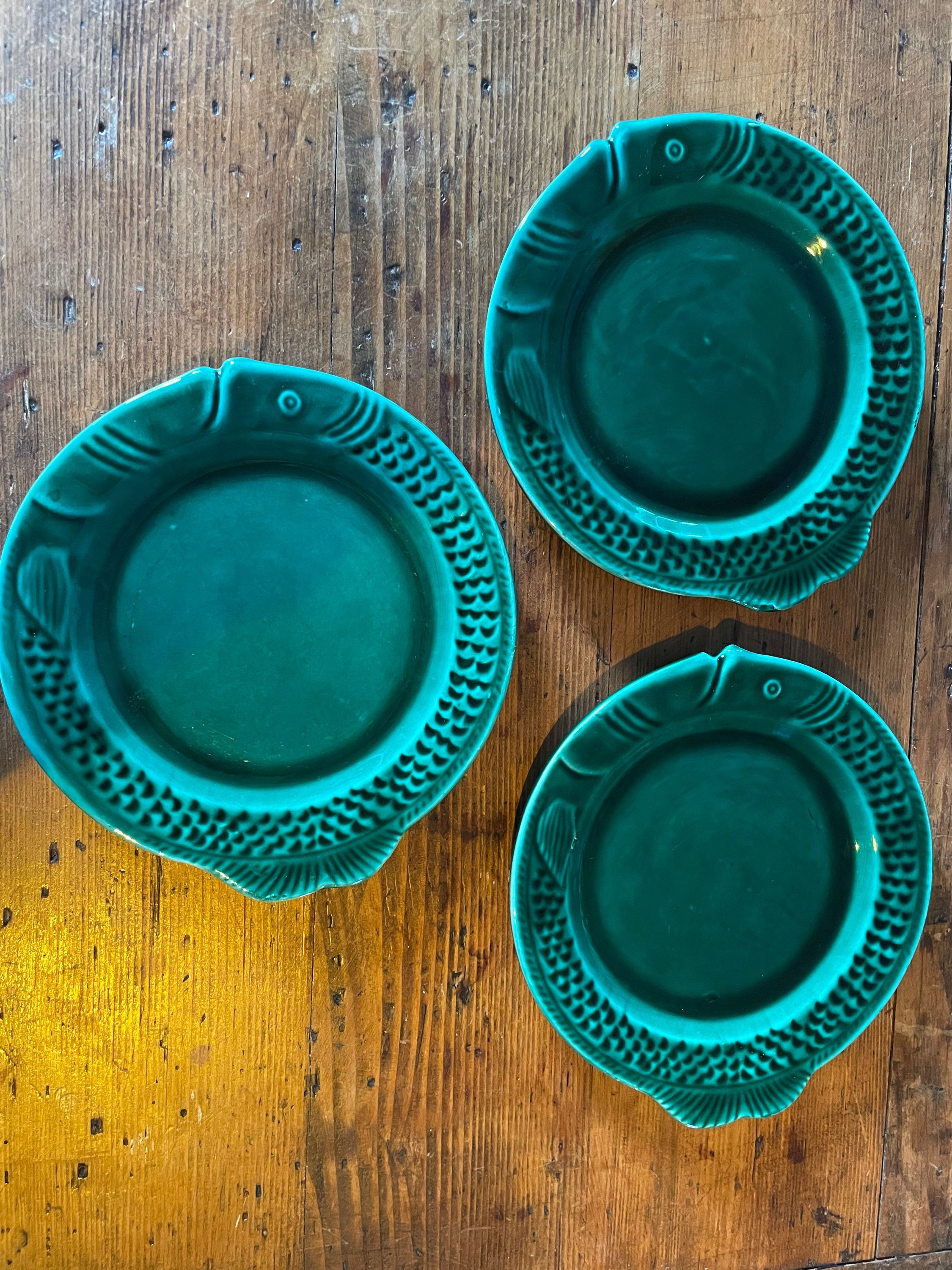 Lot de trois assiettes poisson 