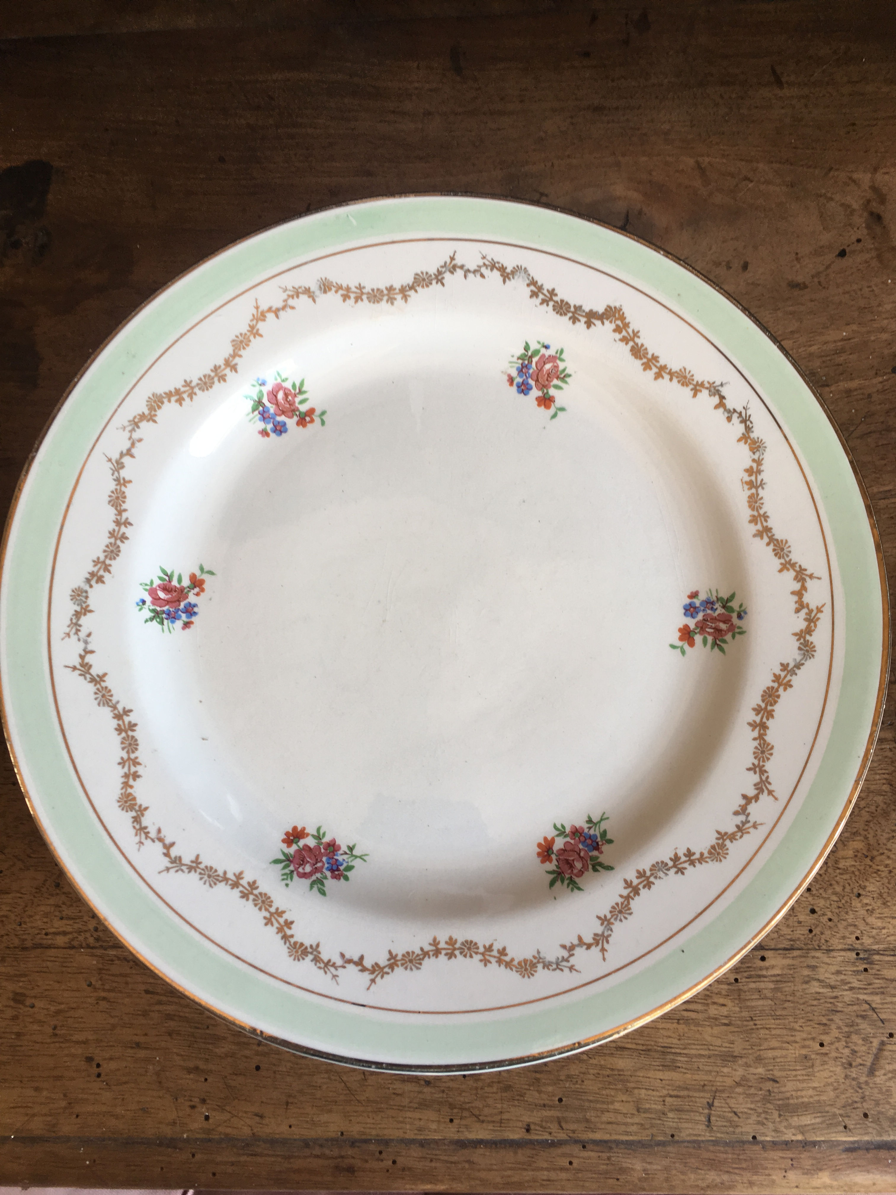 Assiette plate amandinoise 806
