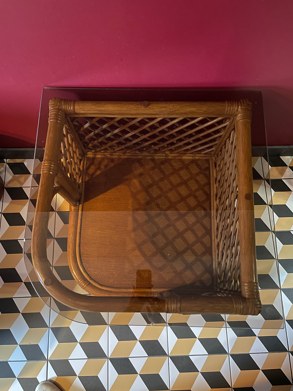 Thumbnail: Table basse ou bout de canapé 