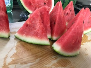 夏はスイカ！！熱中症対策にも！