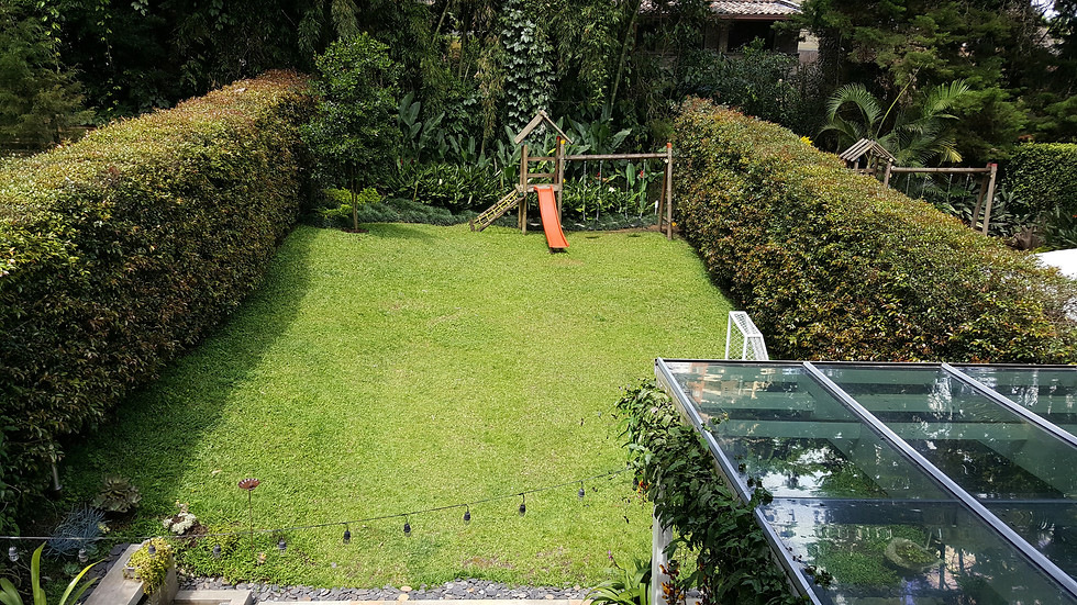 Miniatura: Hermosa Casa en El Tesoro Parte Alta Amplio Jardin Unidad Completa 290m² 3🛌 2🚗