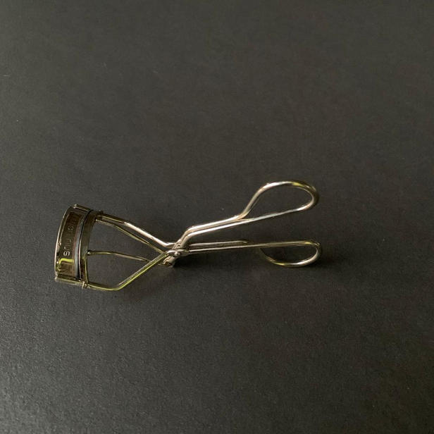 Shu Uemura - eyelash curler