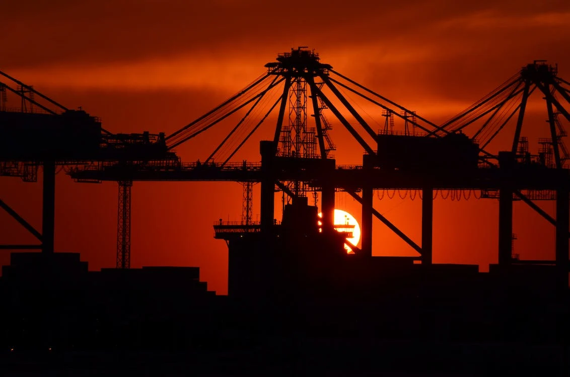 industry-sunset-port-facility-mood-51325.webp