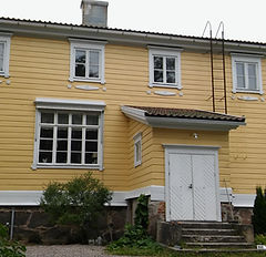 maalattu julkisivu