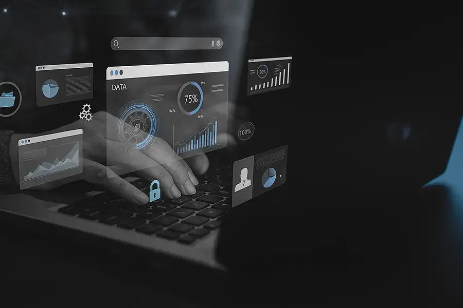 Telas de computador e elementos digitais de SEO com uso de IA - Consultor Junior Oliveira