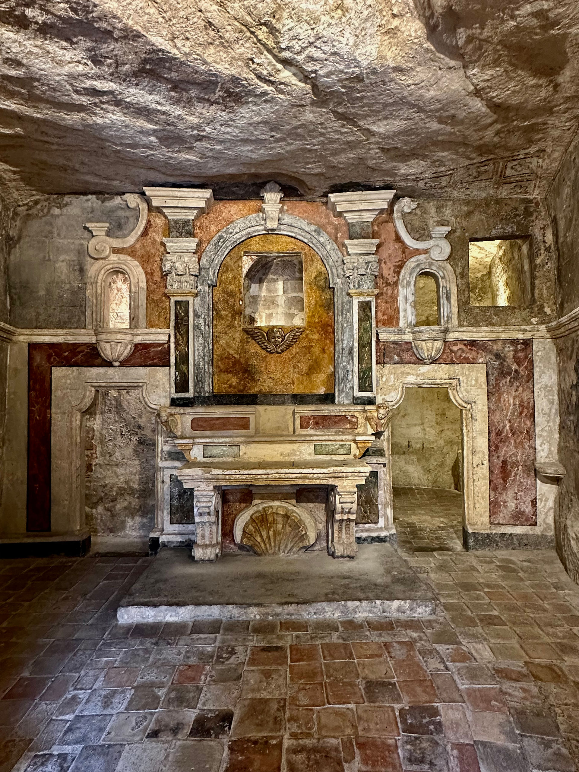 Melissa Meredith Fail exploring the Sassi district in Matera, Italy