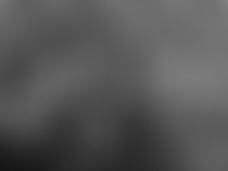 trois femmes d'âges différents qui s'étreignent avec le sourire - Handifeel's - Santé des femmes