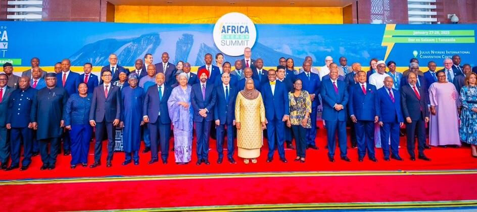 Dünya Liderleri, Güçlü Küresel Destekle Afrika'nın Enerji Sektörünü Dönüştürmeyi Taahhüt Ediyor