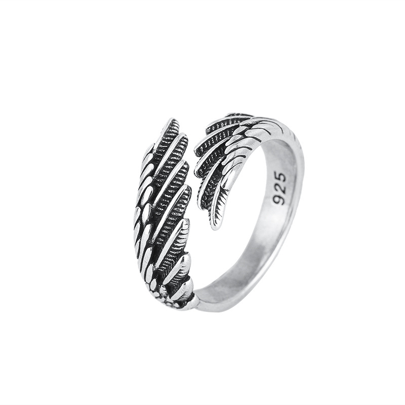 Angel Wing Promise Ring detail 2