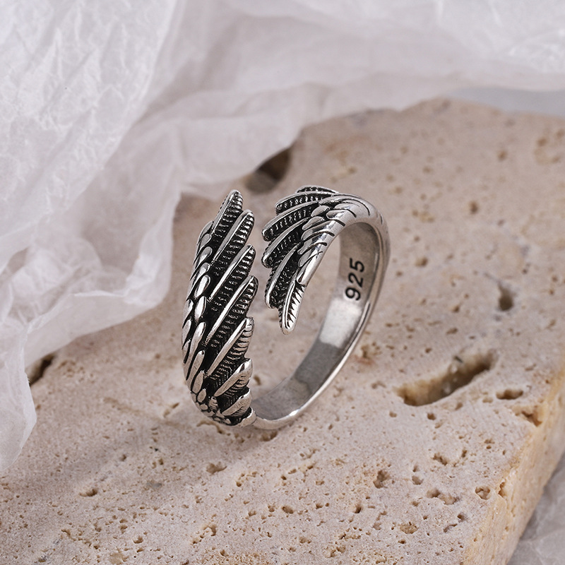 Angel Wing Promise Ring detail 5