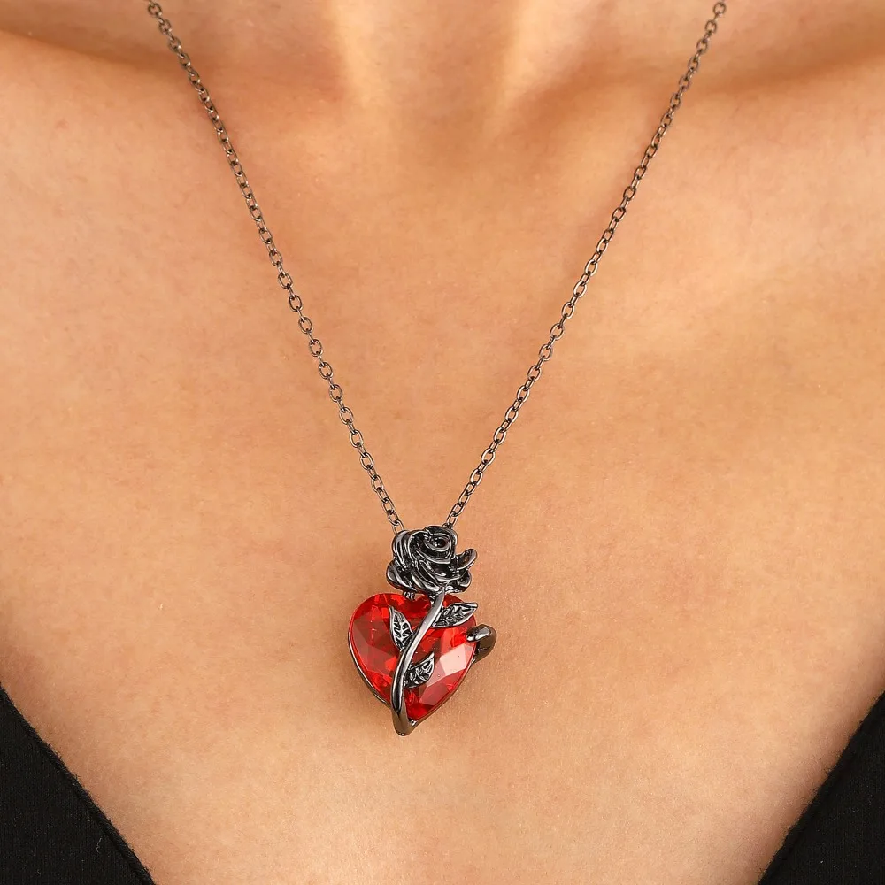 Crimson Rose Heart Necklace detail 4