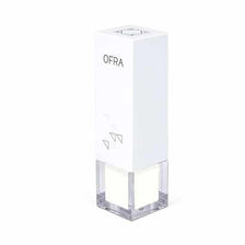 היום אני רוצה לספר לכן על אחד המוצרים האהובים עלי בתיק האיפור.