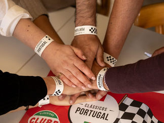 Domingo Inesquecível: O Passeio de Abril dos Clássicos Portugal