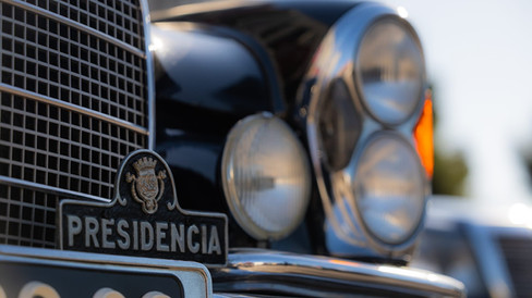 Mais de 100 veículos celebraram encontro que uniu gerações e apaixonados por clássicos