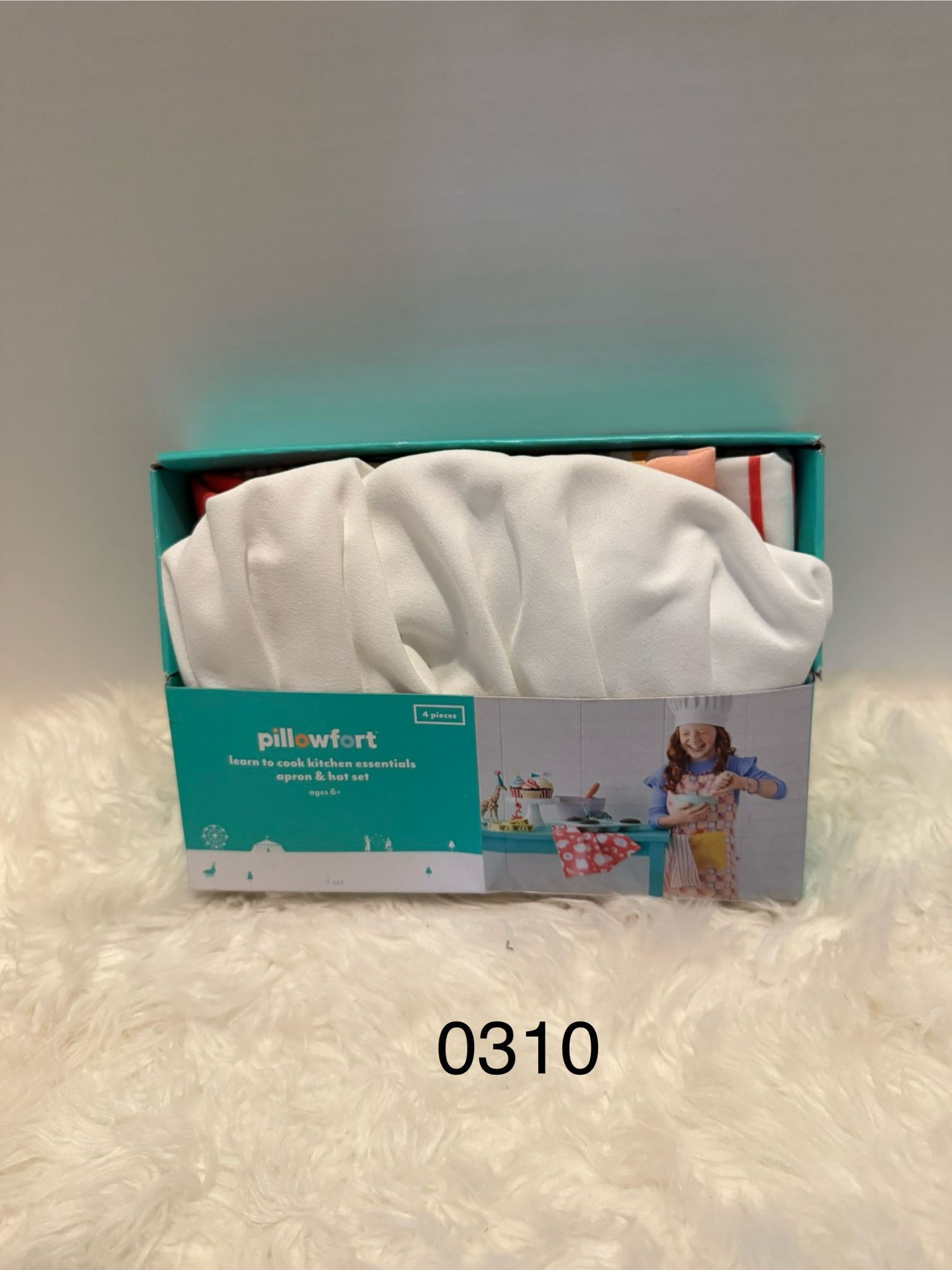 Pillowfort learn to cook kitchen essentials apron & hat