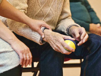 Caregiving Tips for Managing Anxiety Disorders