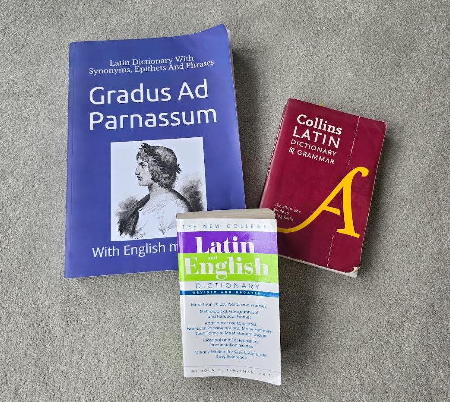 3 Latin dictionaries: Gradus ad Parnassum, Collins and The New COllege