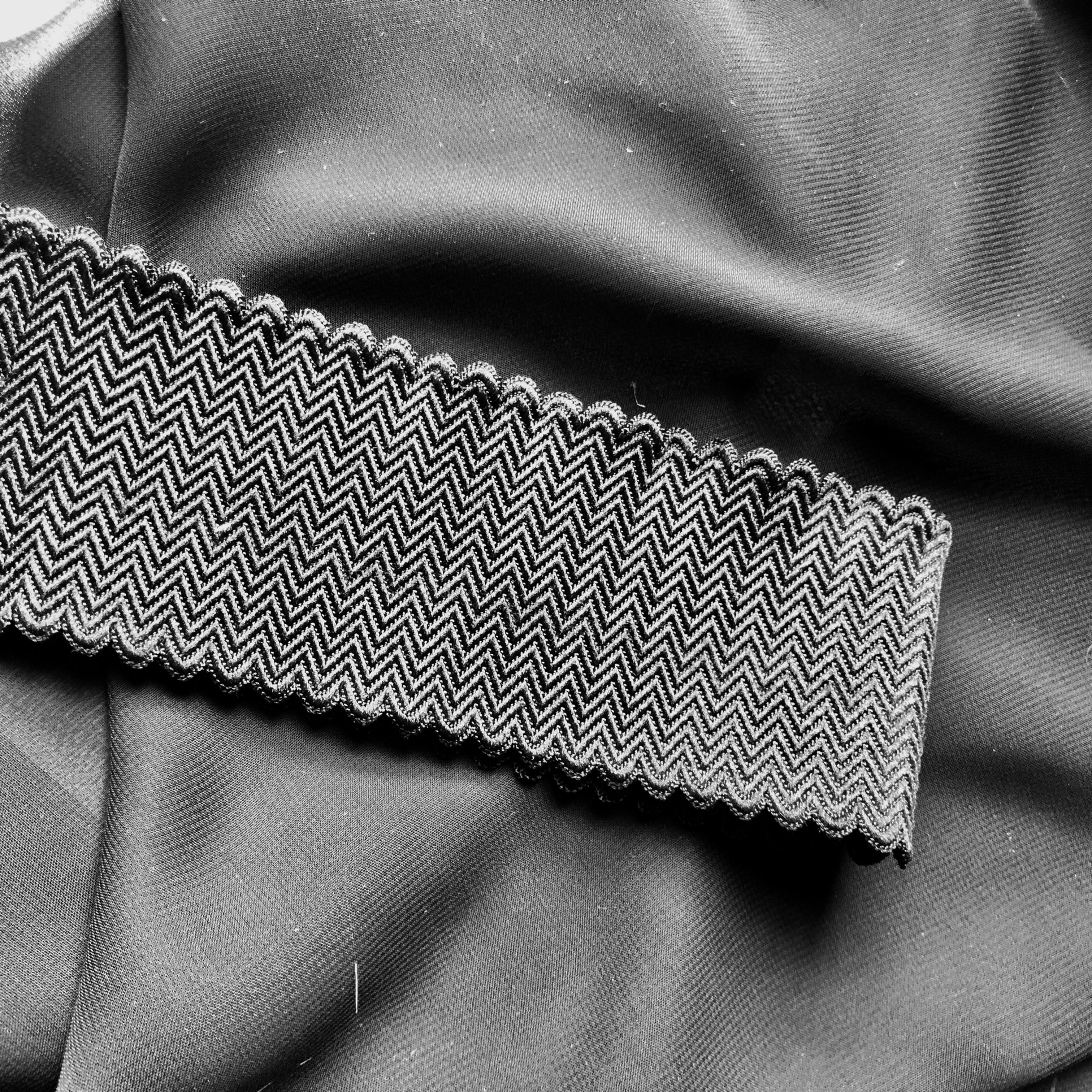 Royale Rehearsal Skirt Black & Zig Zag