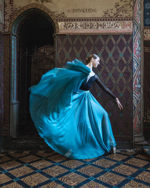 Ivy Griffiths Photographed by Paul Hassell