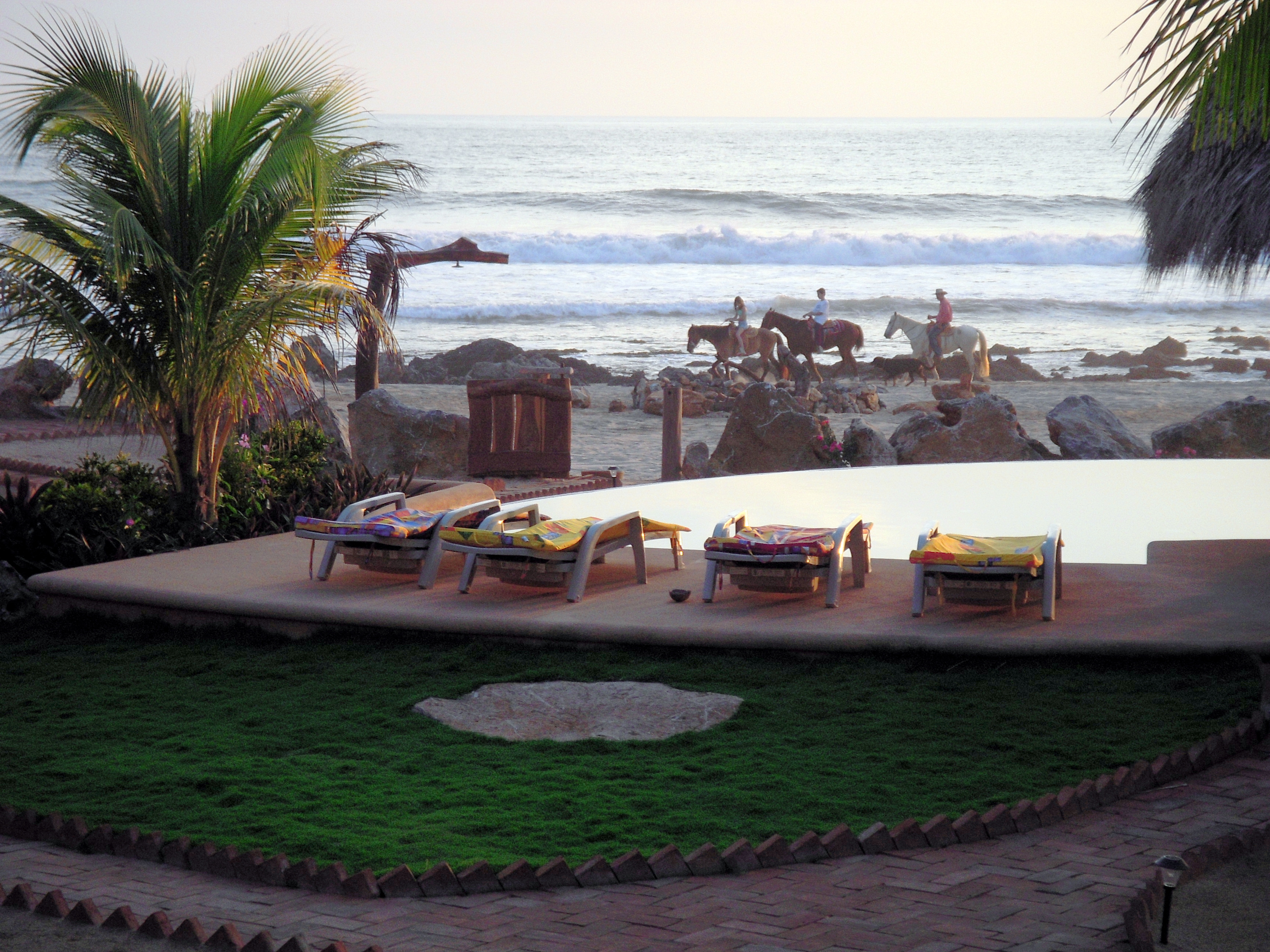 4.Pool