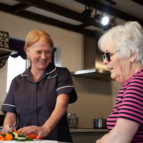 Supporting an Elderly Parent While Raising a Family: How to Cope