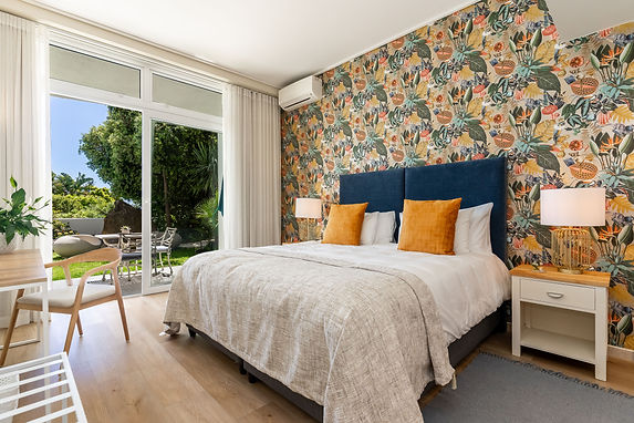 Bedroom Garden Suite