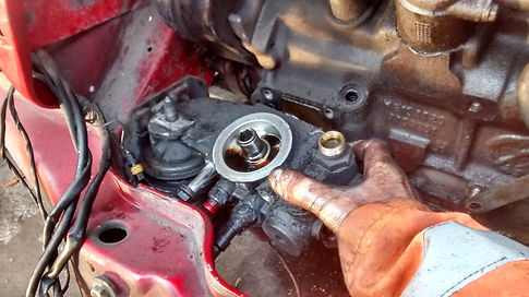 Lancia Delta oil filter housing removal