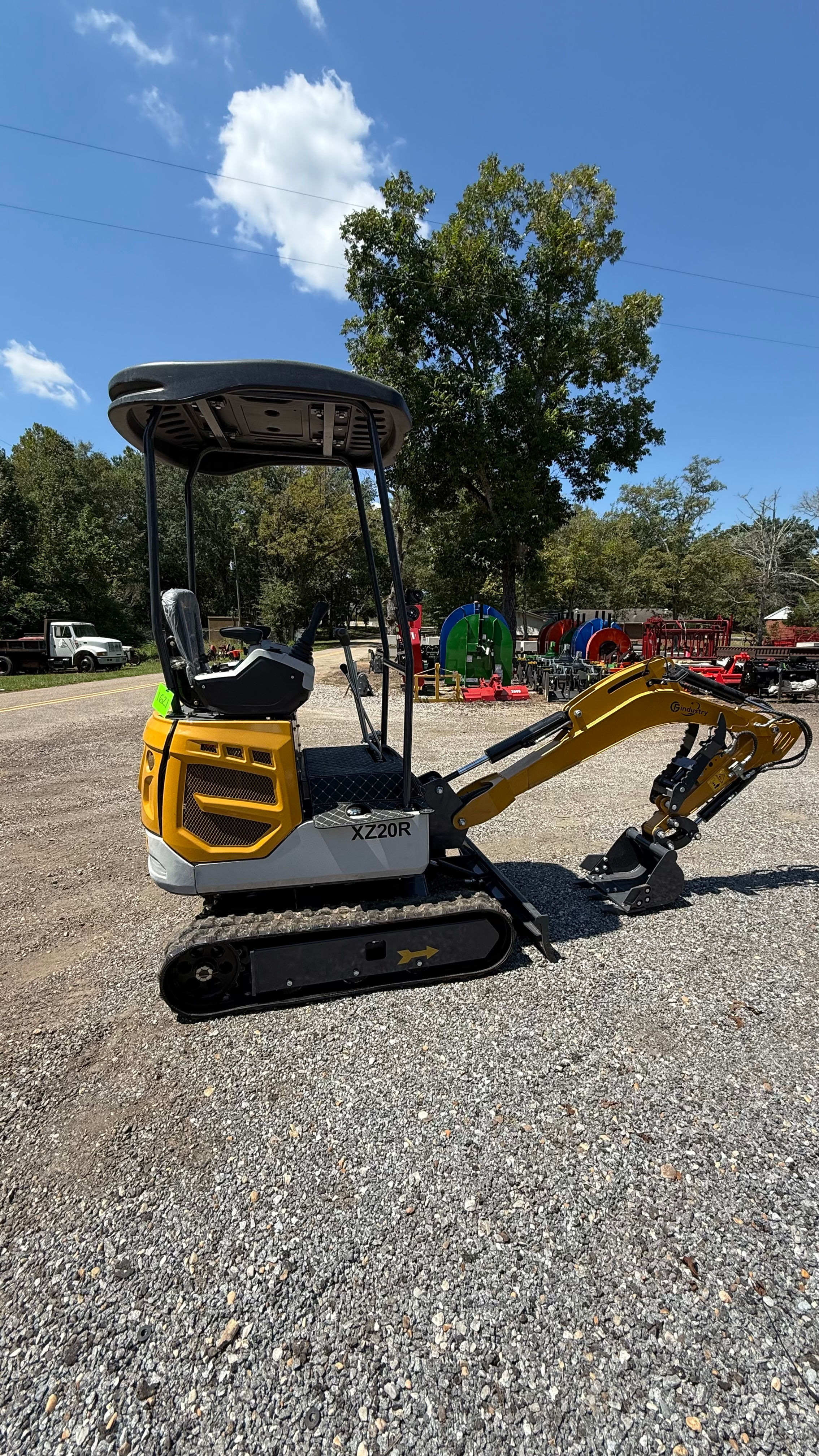 MINI EXCAVATOR