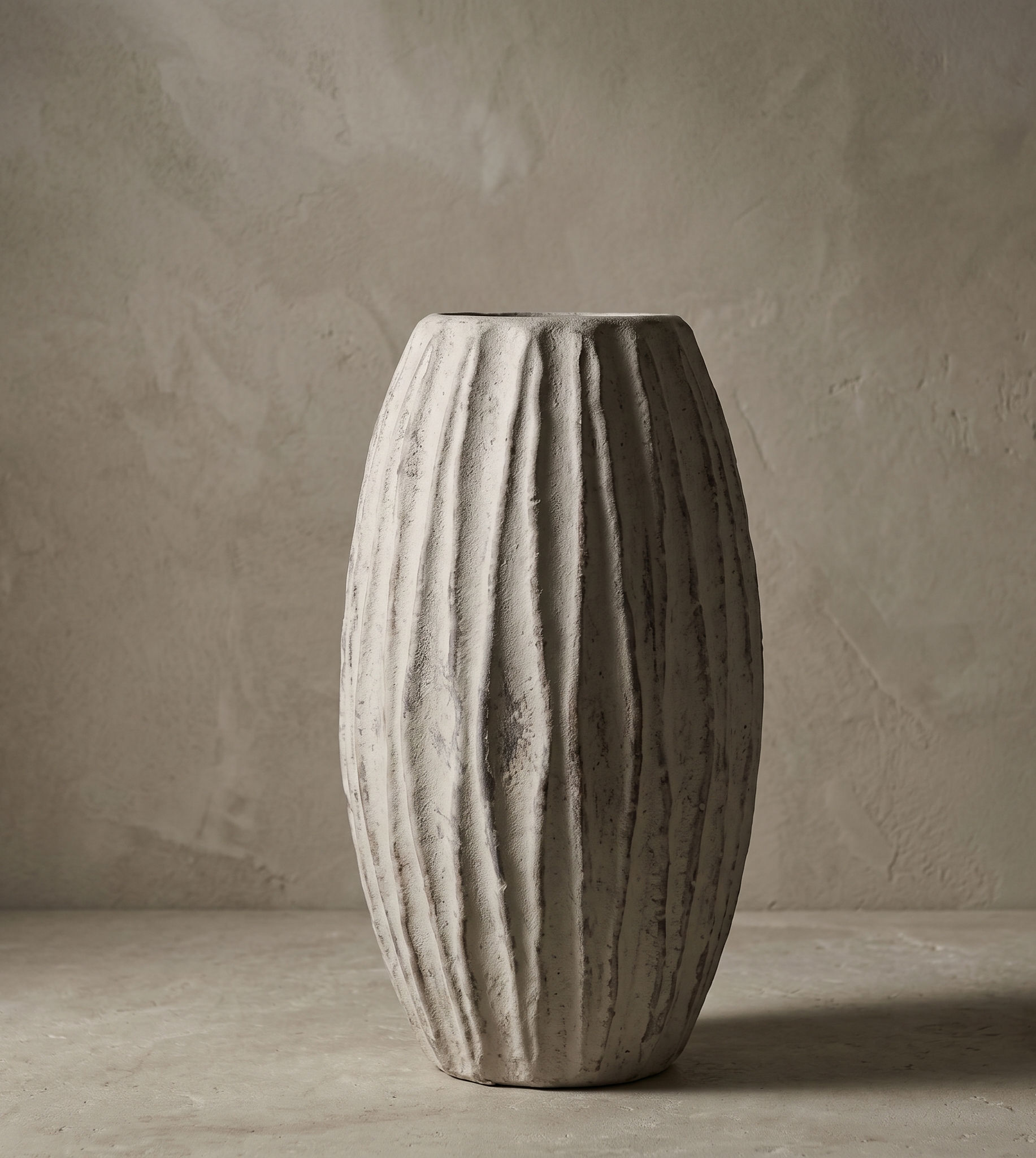 Lorenzo Large Fin Vase