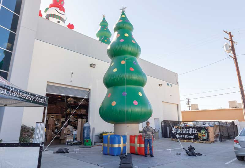 Giant Inflatable Christmas Tree Los Angeles, CA