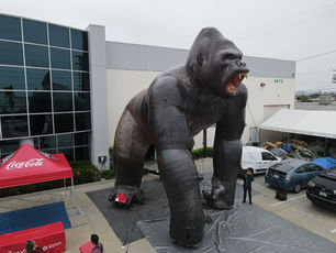 26ft giant inflatable realistic gorilla for rent or sale
