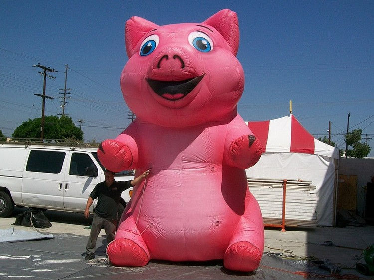 15 ft. Giant Inflatable Pink Pig For Sale or Rental
