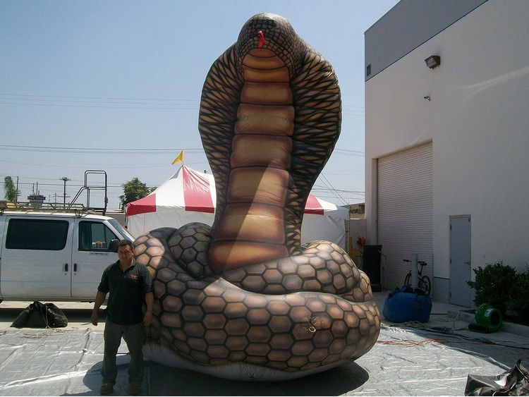 15ft Giant Inflatable Cobra Snake (airbrush)