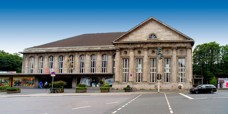 Bahnhof.jpg