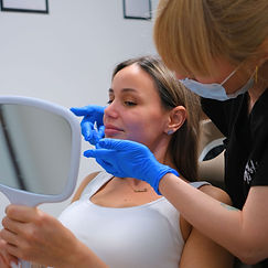 Honey Lips clinic - facial balancing with fillers.jpg