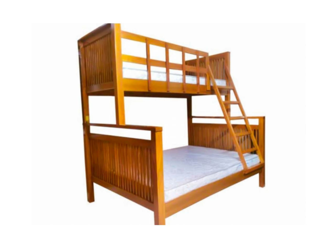 BUNKER BED bottom:5'x6'3" top:3'x6'.3"