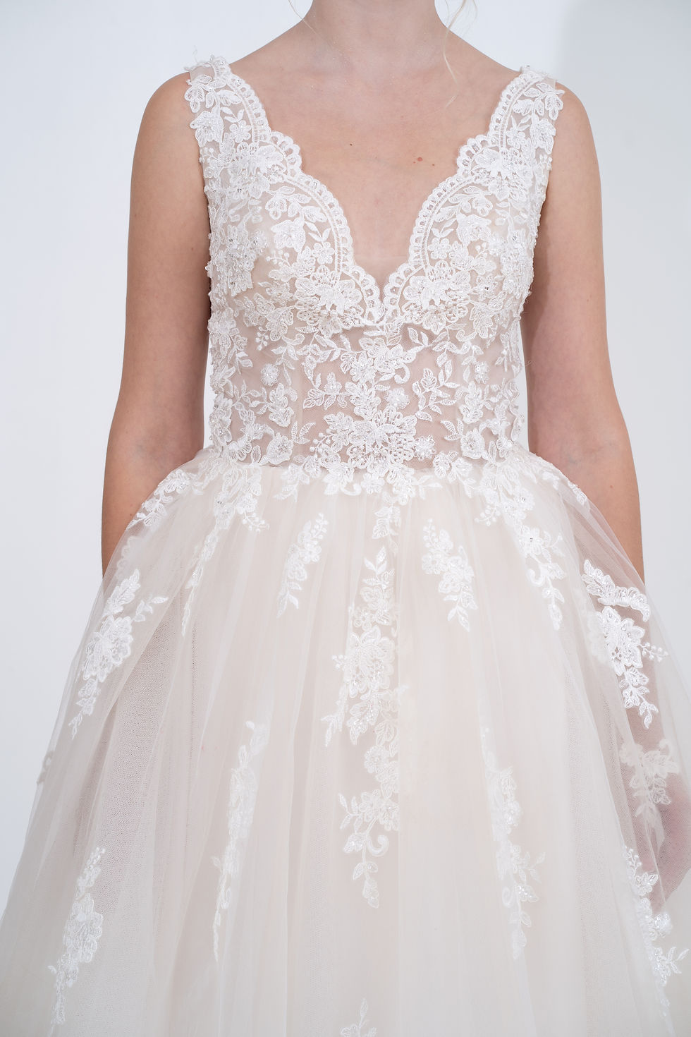 Thumbnail: Opulent Elegance