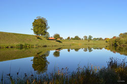 堀内重見 北鎌倉葉祥明美術館 館長