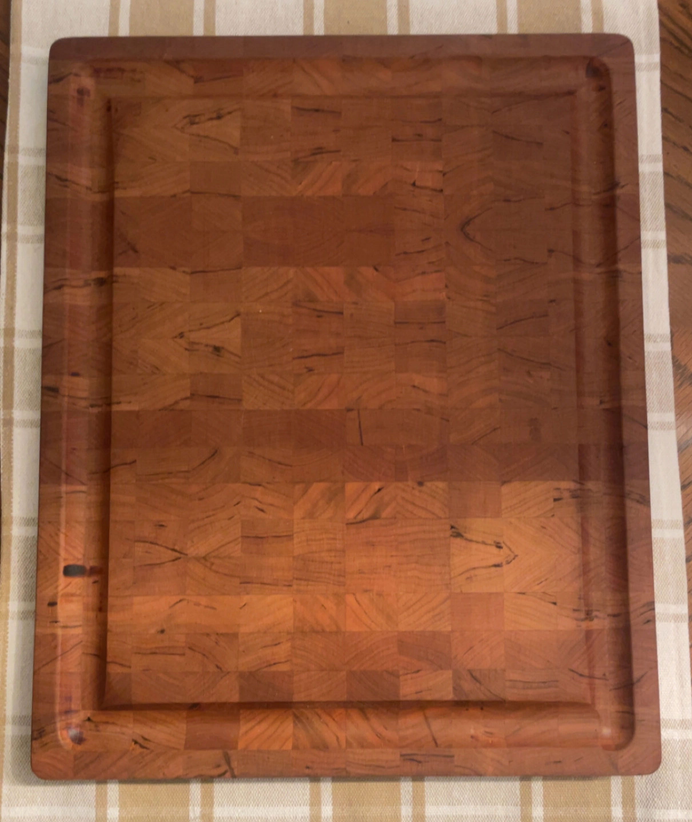 End Grain Cherry Cutting Board