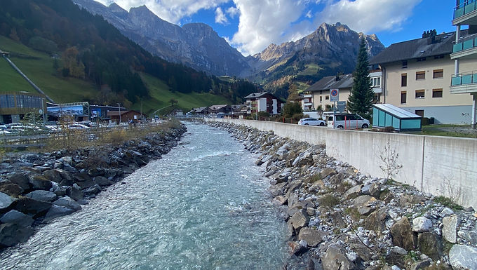 Zurich travel guide featuring lindt chocolate, mountains, and sightseeing tips