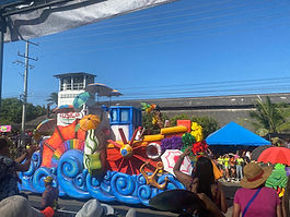 Barranquilla travel guide featuring Carnival, gran malecón, and sightseeing tips