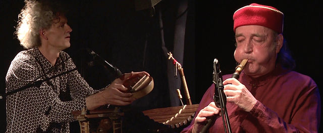 Didier Malherbe au duduk accompagné par Alexandre Cellier au piano et au balafon