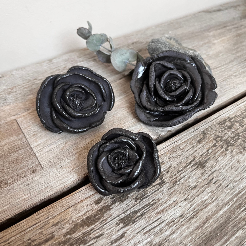 NOIR ROSE