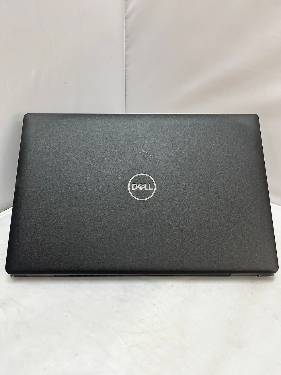 Thumbnail: Dell Latitude 3520