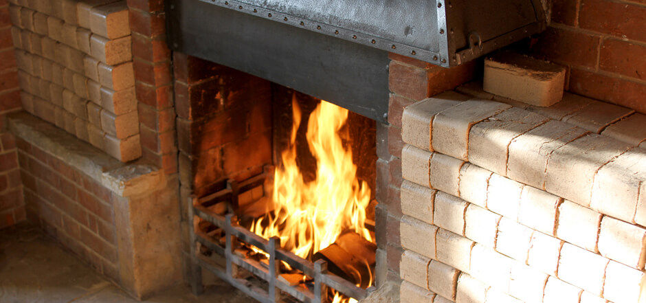 briquettes-open-fireplace