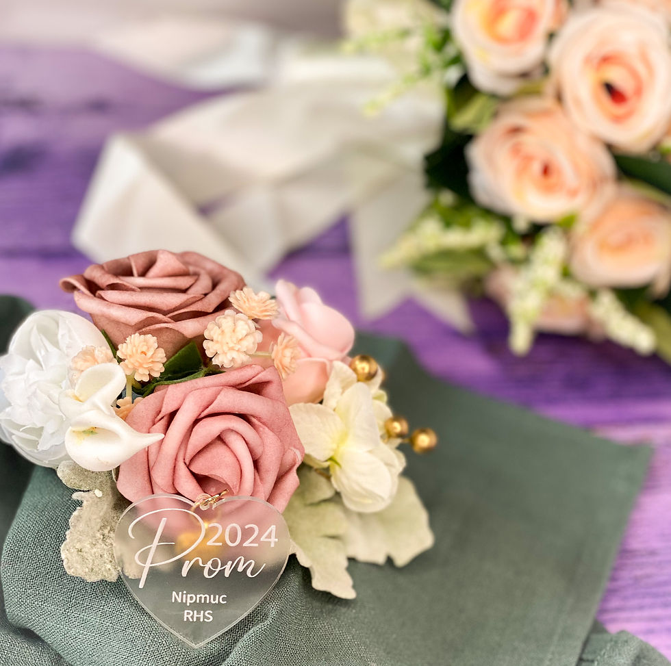 Thumbnail: Heart Prom Charm for Corsage, Wristlet and Bouquet