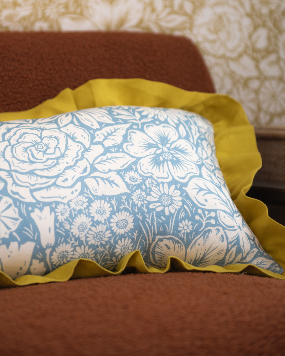 Thumbnail: Jardin Wallpaper in Saffron Yellow