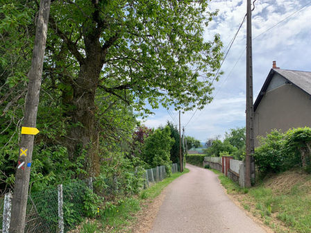 arrivée au bourg par Joux