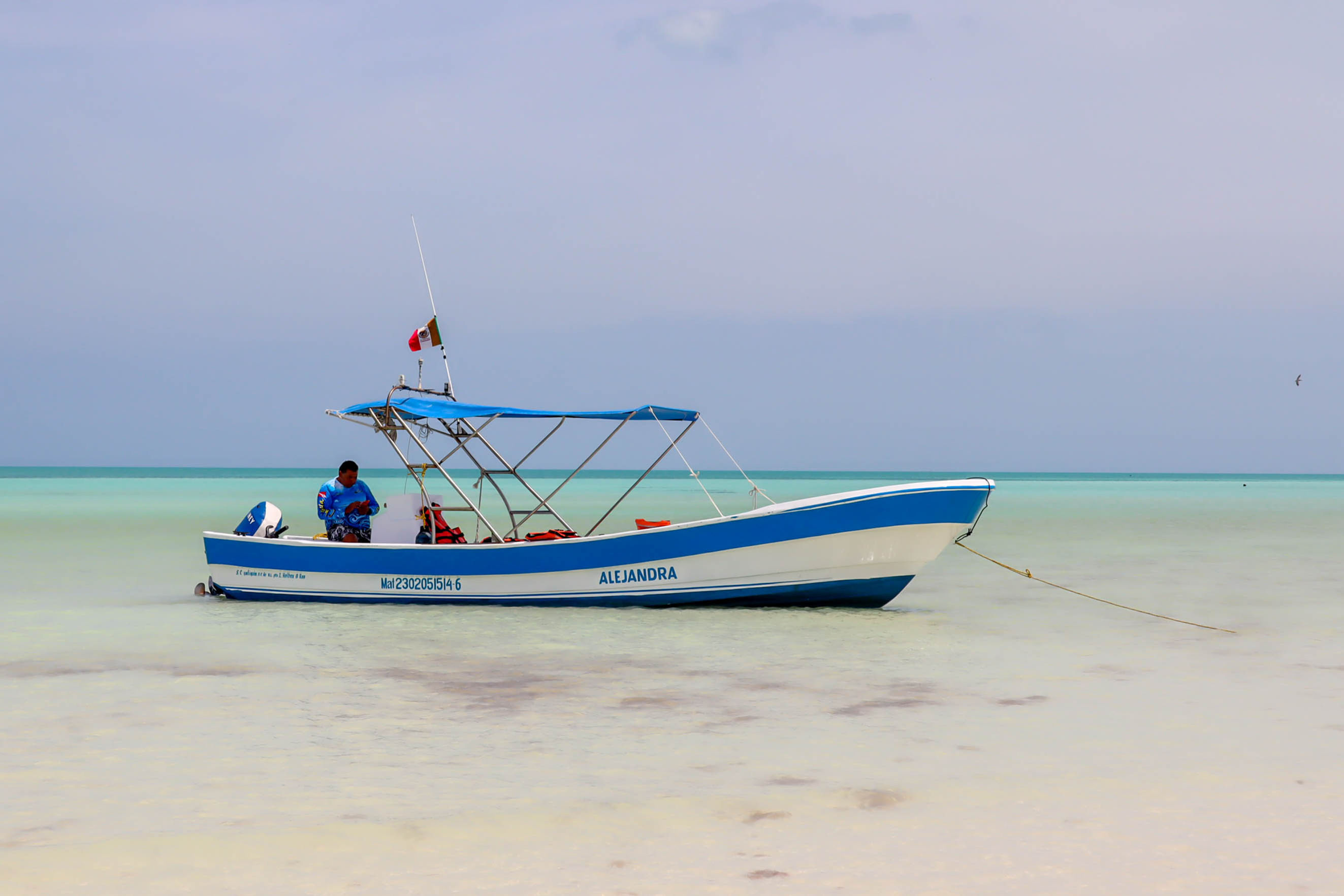bacalar beach lagoon 7 colors sailboat 2 days trip bacalar blue waters mexico