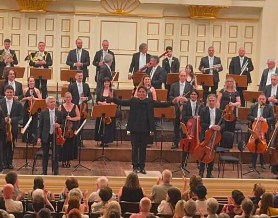 Maestro Cláudio Cohen rege obras de Mozart em Salzburg